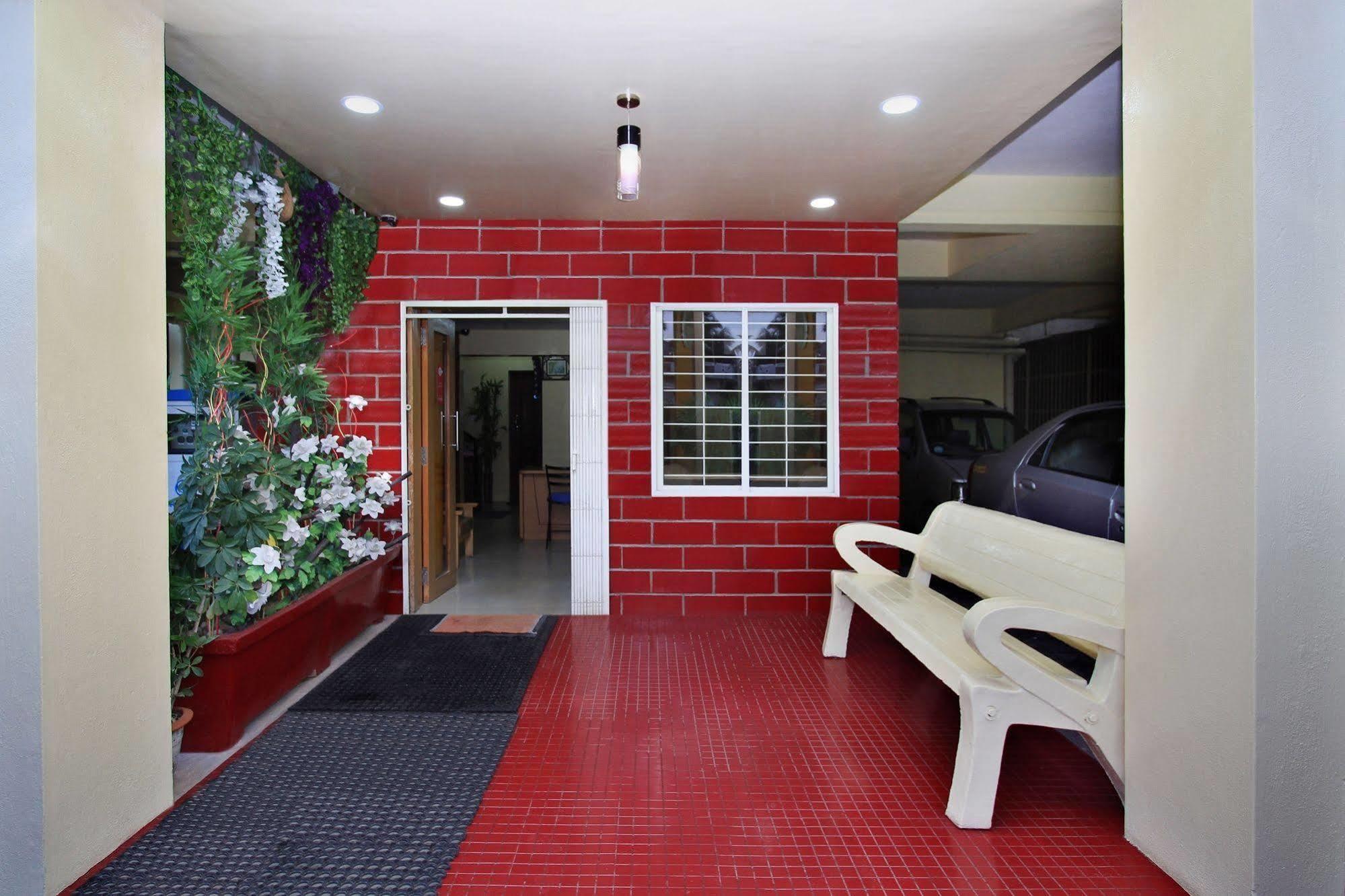 Kempton Hotel Calcutta  Esterno foto