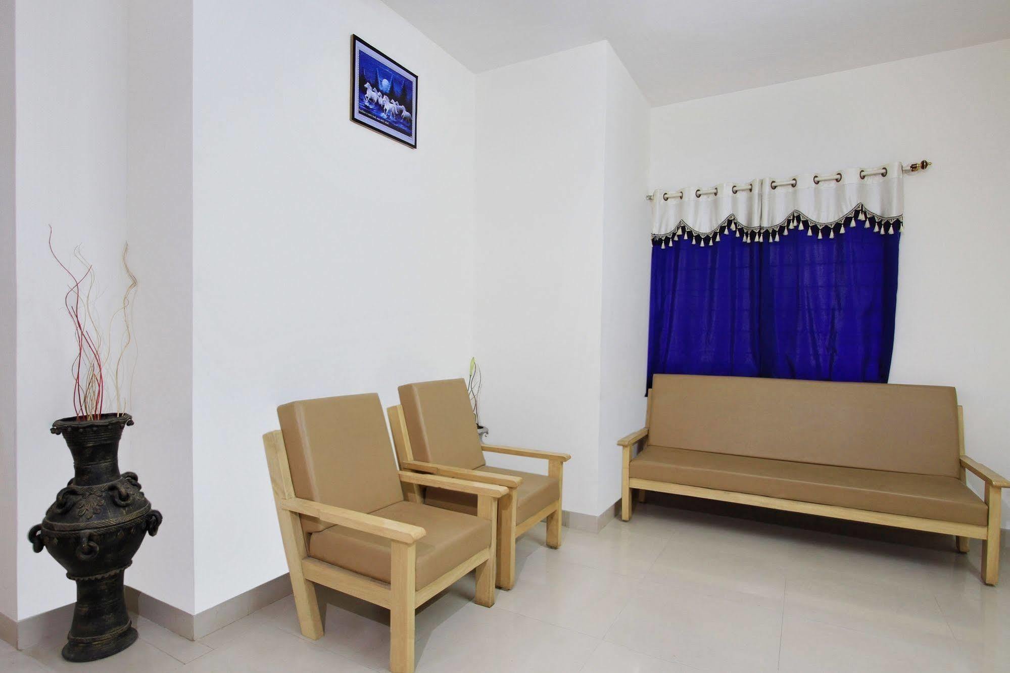 Kempton Hotel Calcutta  Esterno foto